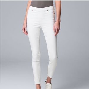 Simply Vera pull on white jeggings size Large